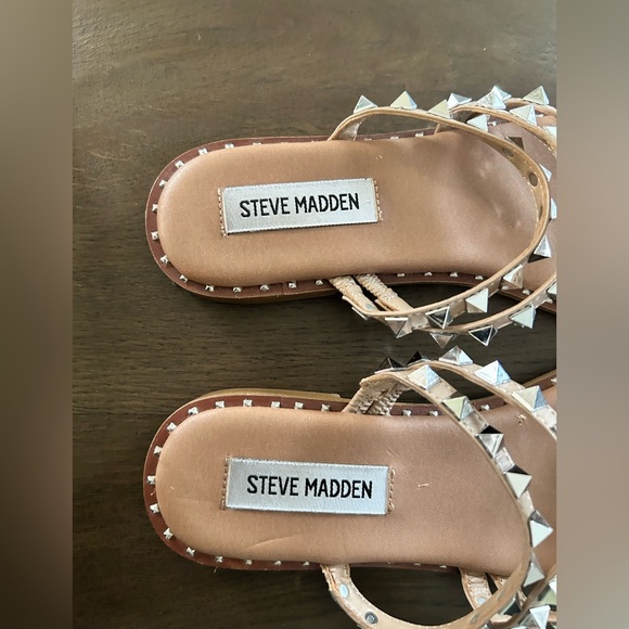 Steve Madden Skylar studded flat sandals strappy nude silver - Picture 6 of 11